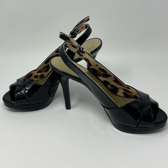 Christian Siriano Shoes - ‼️SOLD‼️Christian Siriano Black Patent 4” Heels